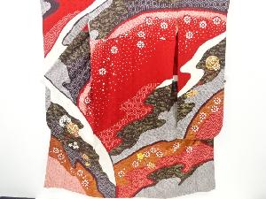リサイクル　東京ますいわ屋　絞り霞に毬・桜模様刺繍振袖